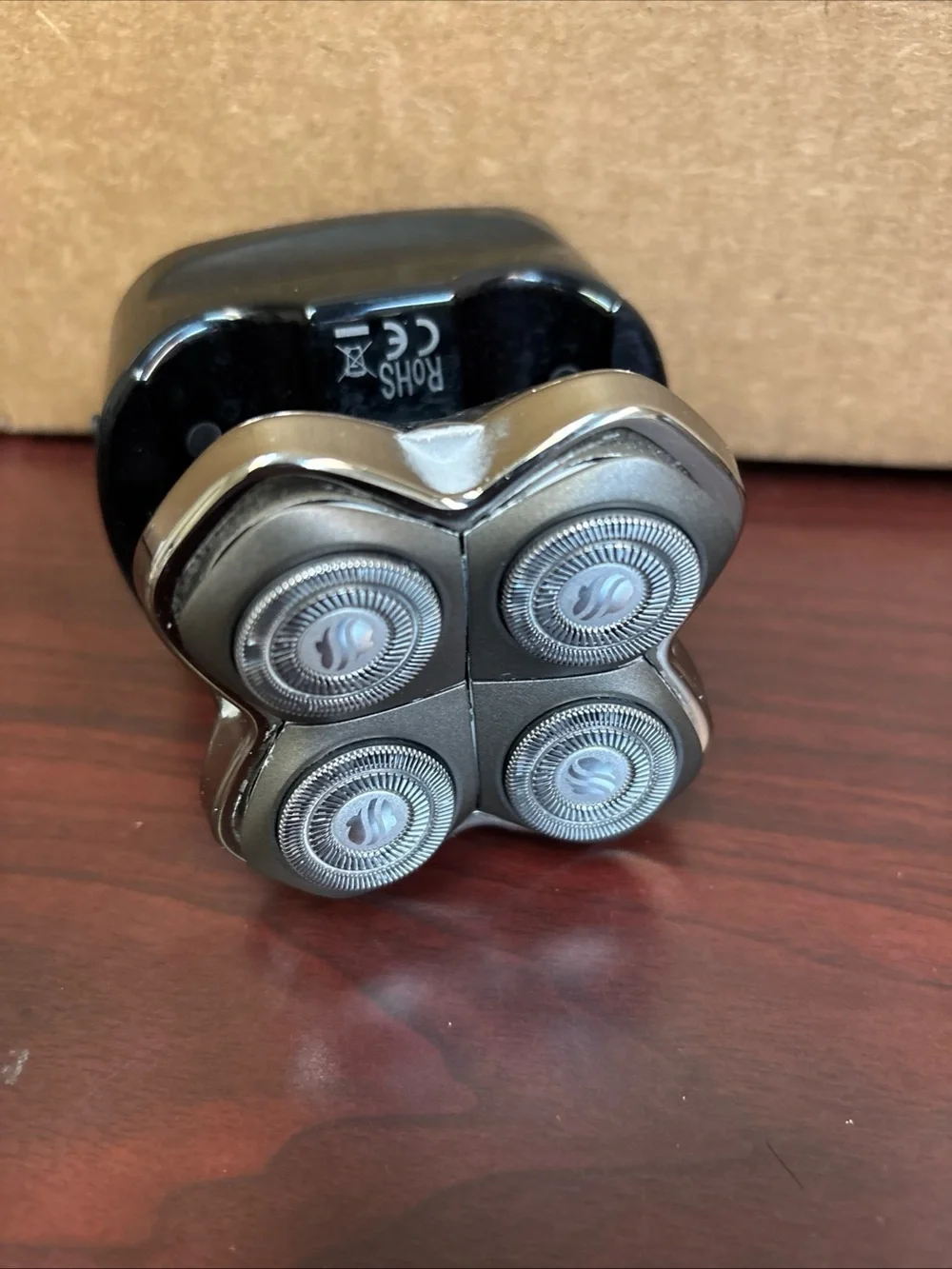 Pitbull silver head